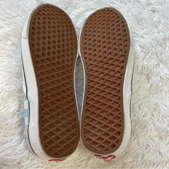 VANS Disney World 50th Anniversary Mickey Mouse Slip On Sneaker - Picture 12 of 13